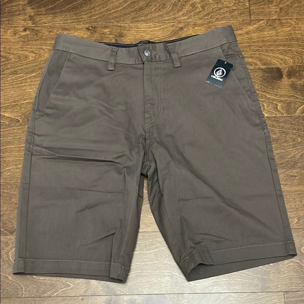 NWT, Volcom Monty  Shorts